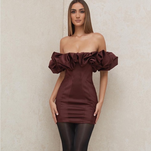 HOUSE OF CB 'Selena' Raisin Satin Ruffle Strapless Dress NWOT - Picture 2 of 15